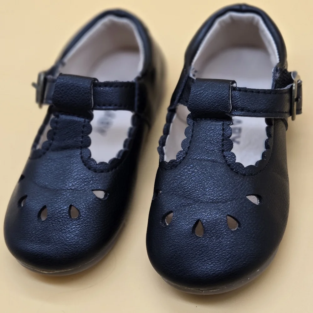 MG Baby T-strap Mary Jane Classic Black Shoes Size 7.5 Toddler EU 25
